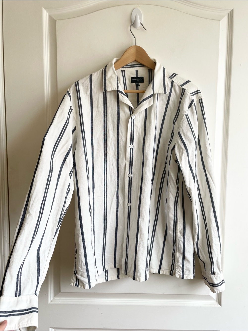 Club Monaco Linen Blend Button Down Shirt Pin Stripe Women’s L Coastal Beach